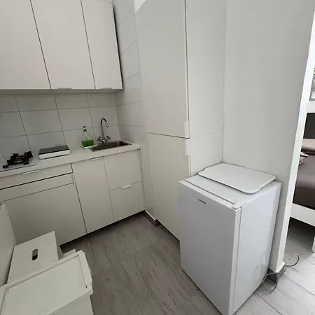 Apartment Industrial 1 *